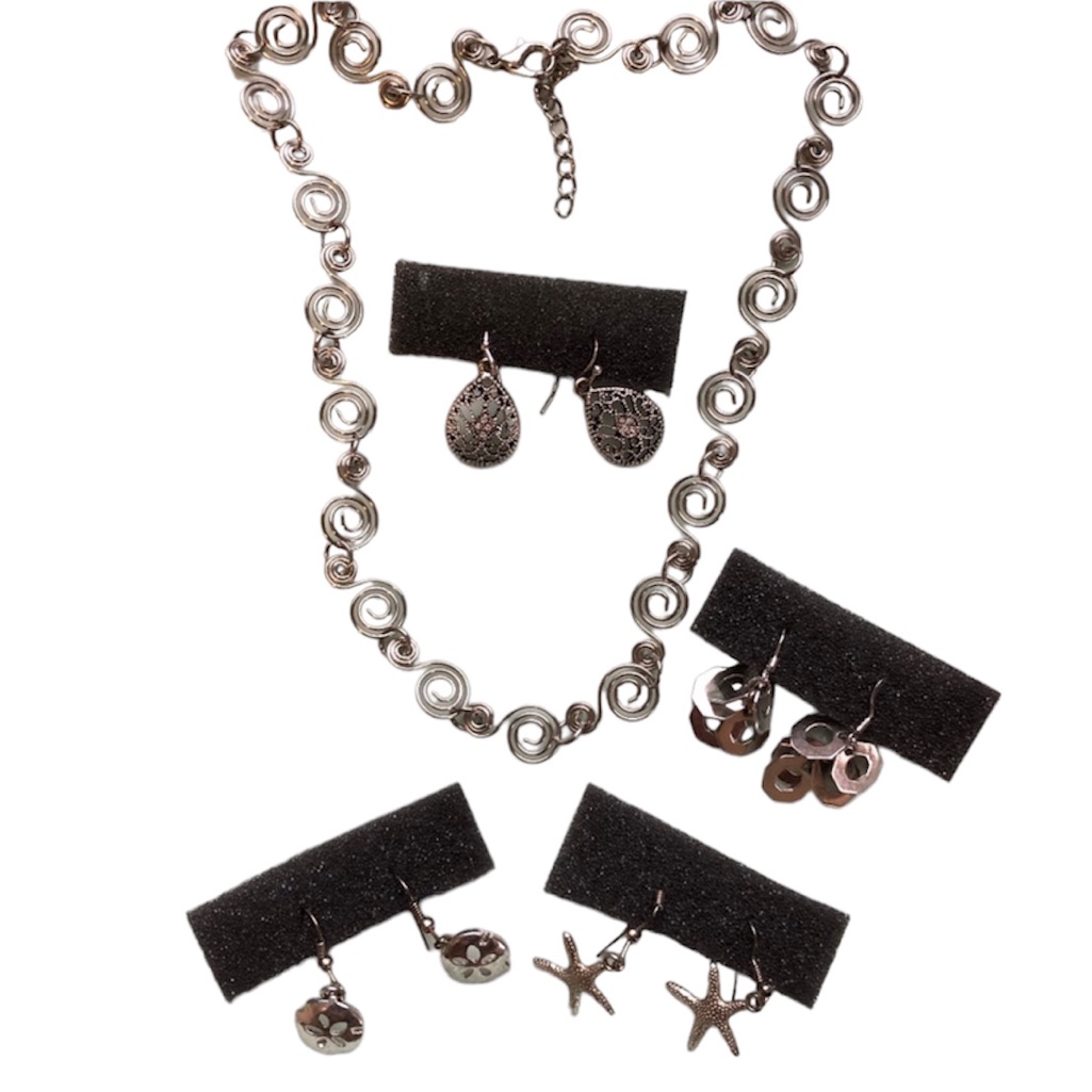 Jewelry Lot  Fashion Jewelry